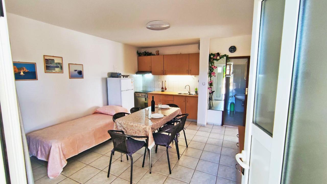 Apartment Amigo Seline Eksteriør bilde
