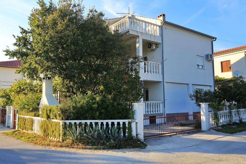 Apartment Amigo Seline Eksteriør bilde